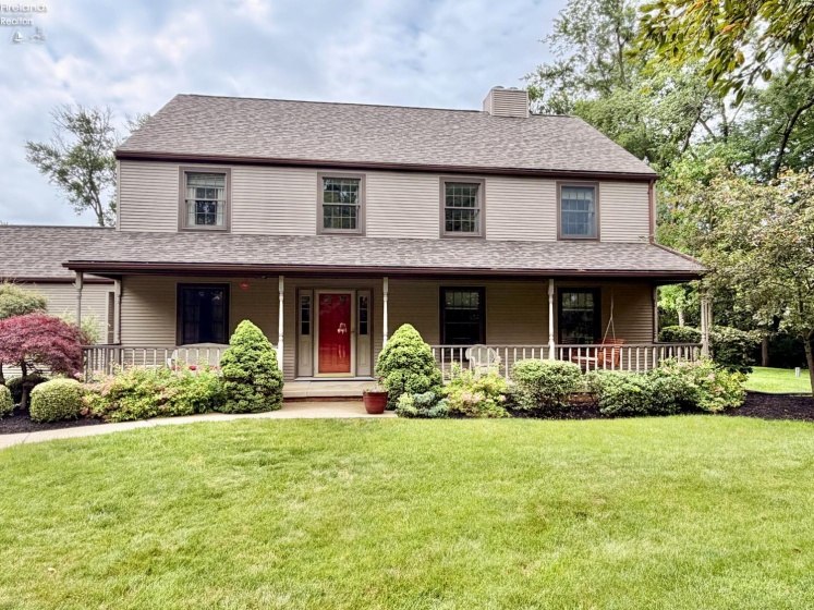 27 Ridge Drive, Fremont, 43420, 4 Bedrooms Bedrooms, ,3 BathroomsBathrooms,Residential,For Sale,Ridge,20262175
