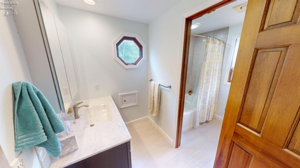 27 Ridge Drive, Fremont, 43420, 4 Bedrooms Bedrooms, ,3 BathroomsBathrooms,Residential,For Sale,Ridge,20262175