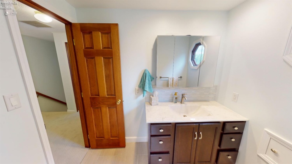 27 Ridge Drive, Fremont, 43420, 4 Bedrooms Bedrooms, ,3 BathroomsBathrooms,Residential,For Sale,Ridge,20262175