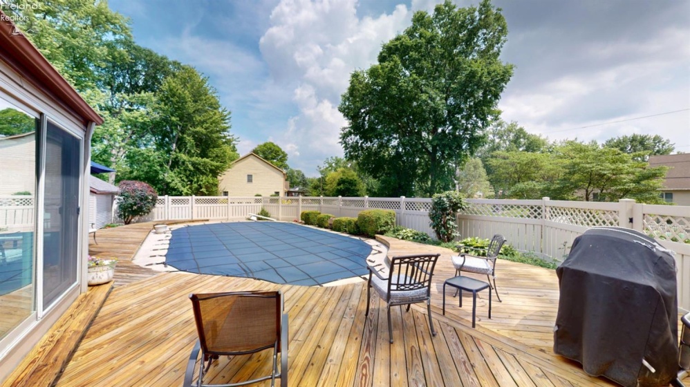 27 Ridge Drive, Fremont, 43420, 4 Bedrooms Bedrooms, ,3 BathroomsBathrooms,Residential,For Sale,Ridge,20262175