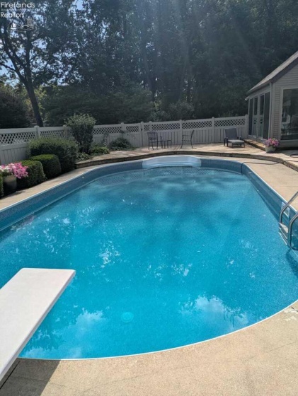 27 Ridge Drive, Fremont, 43420, 4 Bedrooms Bedrooms, ,3 BathroomsBathrooms,Residential,For Sale,Ridge,20262175