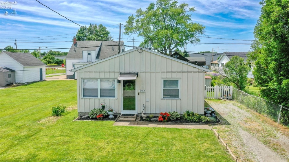 1337 Lasalle, Sandusky, 44870, 3 Bedrooms Bedrooms, ,1 BathroomBathrooms,Residential,For Sale,Lasalle,20262210