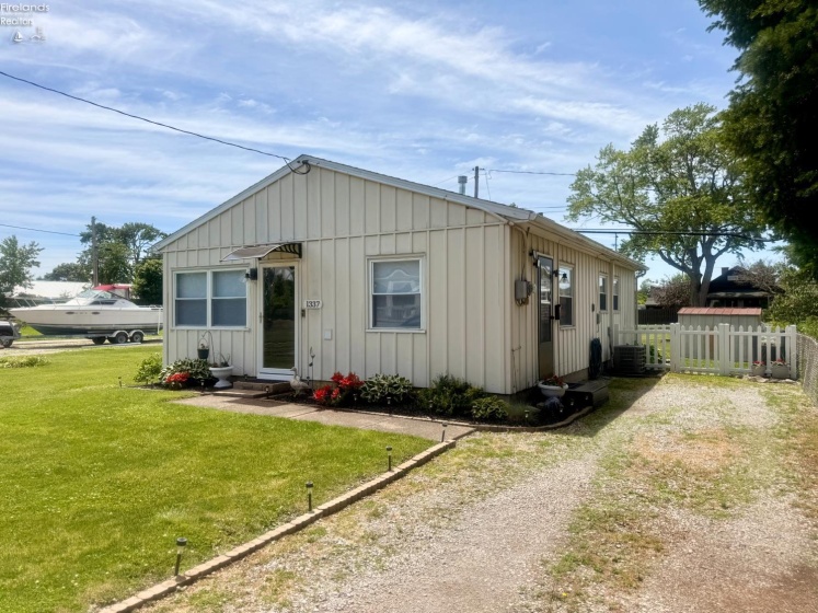 1337 Lasalle, Sandusky, 44870, 3 Bedrooms Bedrooms, ,1 BathroomBathrooms,Residential,For Sale,Lasalle,20262210