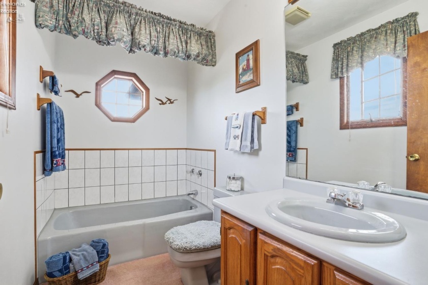 522 Gravel Bar Road, Marblehead, 43440, 3 Bedrooms Bedrooms, ,2 BathroomsBathrooms,Residential,For Sale,Gravel Bar,20262192