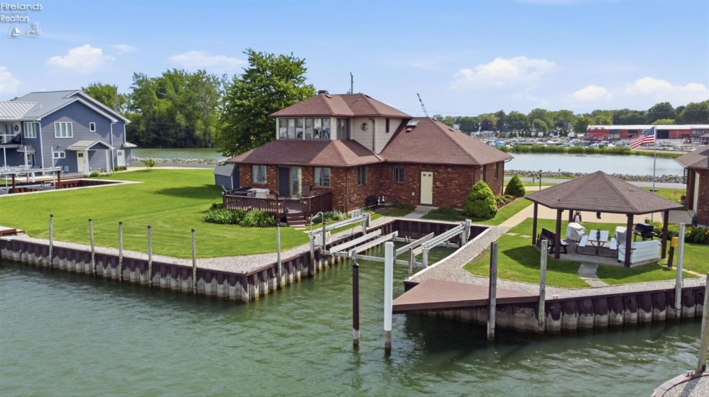 522 Gravel Bar Road, Marblehead, 43440, 3 Bedrooms Bedrooms, ,2 BathroomsBathrooms,Residential,For Sale,Gravel Bar,20262192