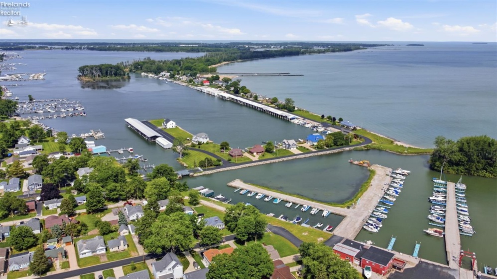 522 Gravel Bar Road, Marblehead, 43440, 3 Bedrooms Bedrooms, ,2 BathroomsBathrooms,Residential,For Sale,Gravel Bar,20262192