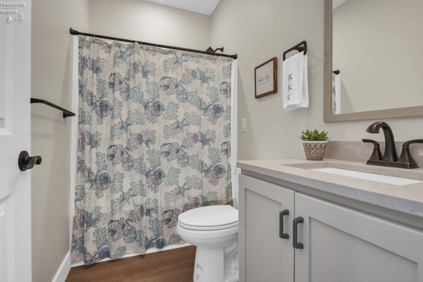 10850 Bayshore Road Cardinal Boulevard, Marblehead, 43440, 3 Bedrooms Bedrooms, ,2 BathroomsBathrooms,Residential,For Sale,Bayshore Road Cardinal,20262200