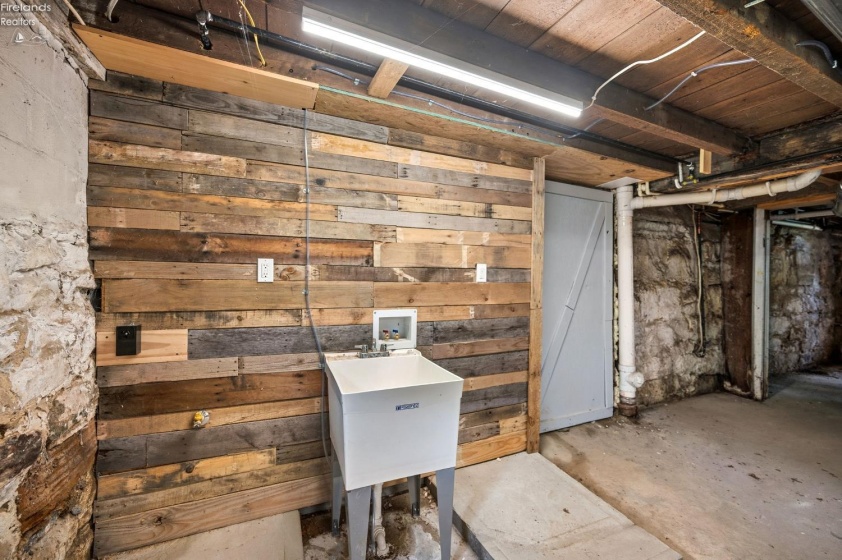 298 Substation Road, Brunswick, 44212, 4 Bedrooms Bedrooms, ,3 BathroomsBathrooms,Residential,For Sale,Substation,20262211
