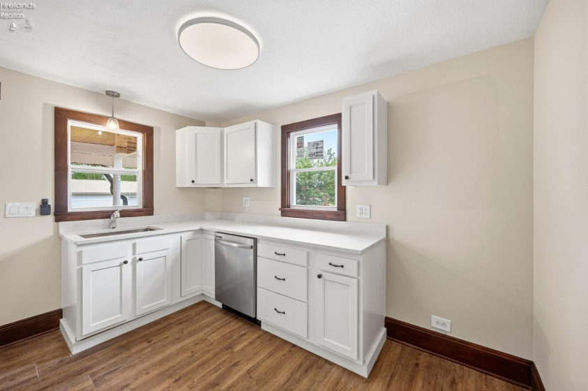 298 Substation Road, Brunswick, 44212, 4 Bedrooms Bedrooms, ,3 BathroomsBathrooms,Residential,For Sale,Substation,20262211