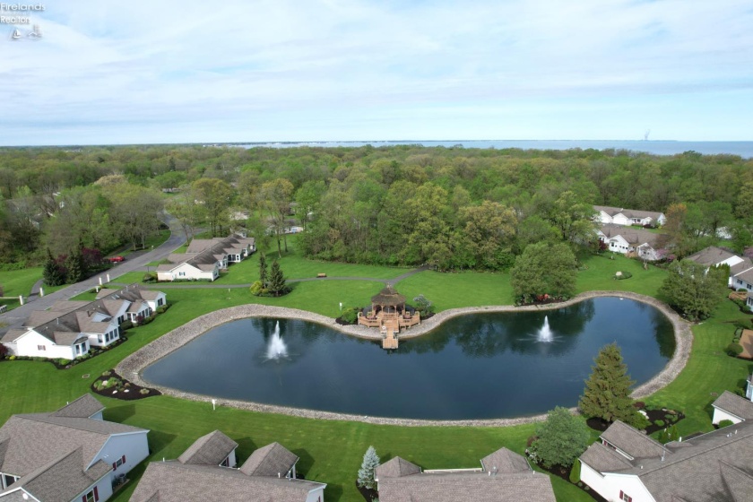 3865 Vineyard Village Drive, Port Clinton, 43452, 1 Bedroom Bedrooms, ,2 BathroomsBathrooms,Residential,For Sale,Vineyard Village,20262120