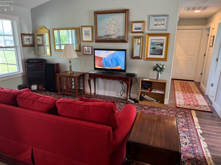 3865 Vineyard Village Drive, Port Clinton, 43452, 1 Bedroom Bedrooms, ,2 BathroomsBathrooms,Residential,For Sale,Vineyard Village,20262120