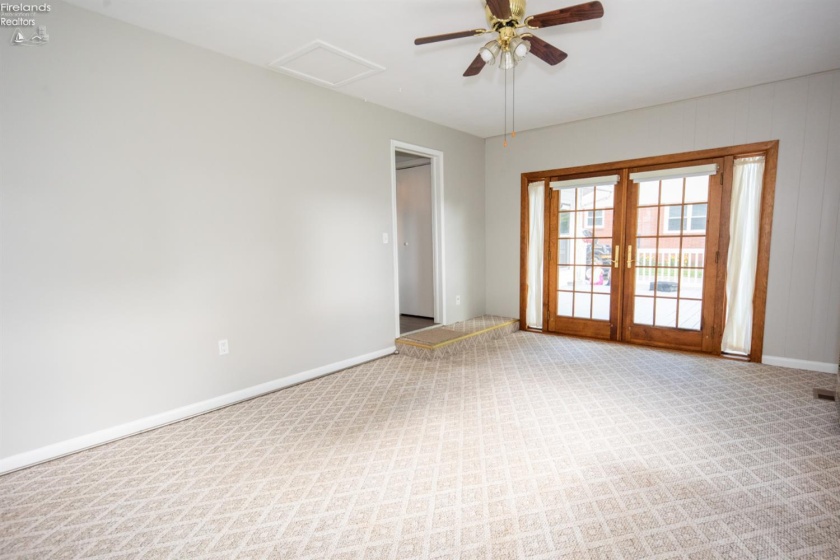 103 Roger Avenue, Bellevue, 44811, 3 Bedrooms Bedrooms, ,2 BathroomsBathrooms,Residential,For Sale,Roger,20262208