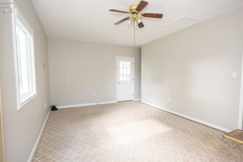103 Roger Avenue, Bellevue, 44811, 3 Bedrooms Bedrooms, ,2 BathroomsBathrooms,Residential,For Sale,Roger,20262208