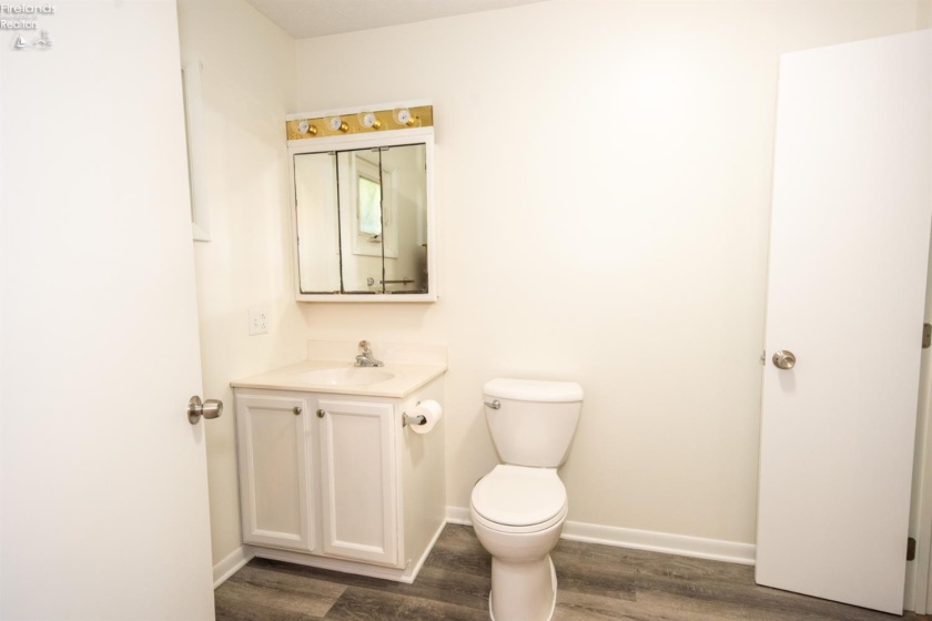 103 Roger Avenue, Bellevue, 44811, 3 Bedrooms Bedrooms, ,2 BathroomsBathrooms,Residential,For Sale,Roger,20262208
