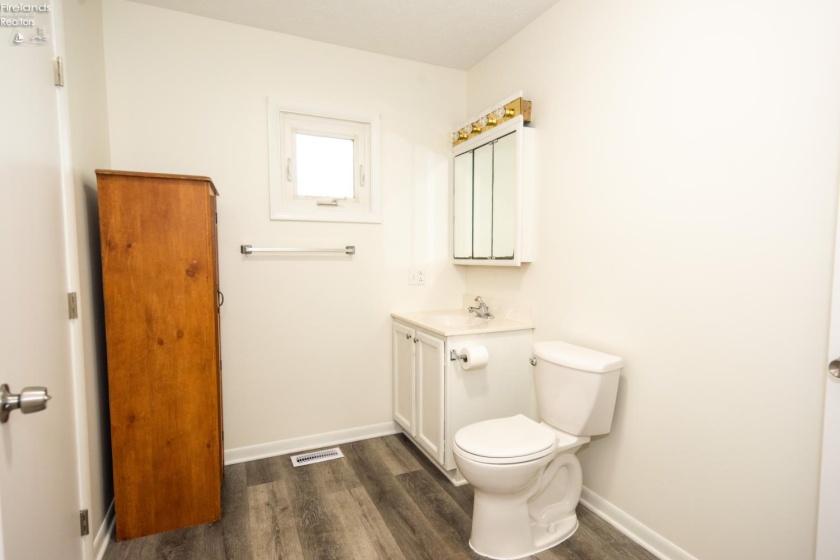 103 Roger Avenue, Bellevue, 44811, 3 Bedrooms Bedrooms, ,2 BathroomsBathrooms,Residential,For Sale,Roger,20262208
