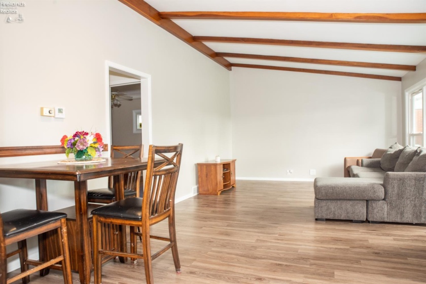 103 Roger Avenue, Bellevue, 44811, 3 Bedrooms Bedrooms, ,2 BathroomsBathrooms,Residential,For Sale,Roger,20262208