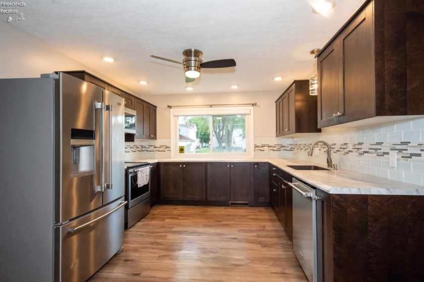 103 Roger Avenue, Bellevue, 44811, 3 Bedrooms Bedrooms, ,2 BathroomsBathrooms,Residential,For Sale,Roger,20262208