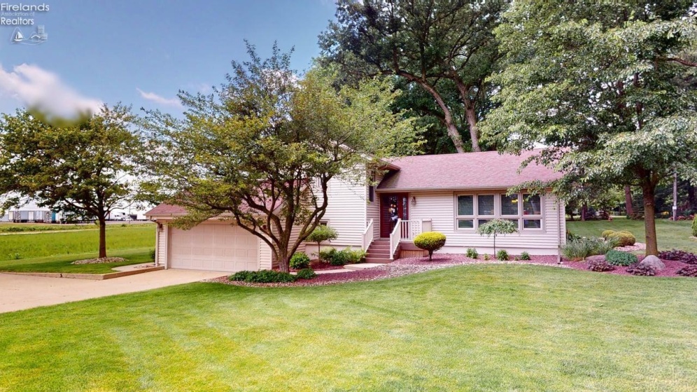 4285 State Route 103, Willard, 44890, 2 Bedrooms Bedrooms, ,3 BathroomsBathrooms,Residential,For Sale,State Route 103,20262205