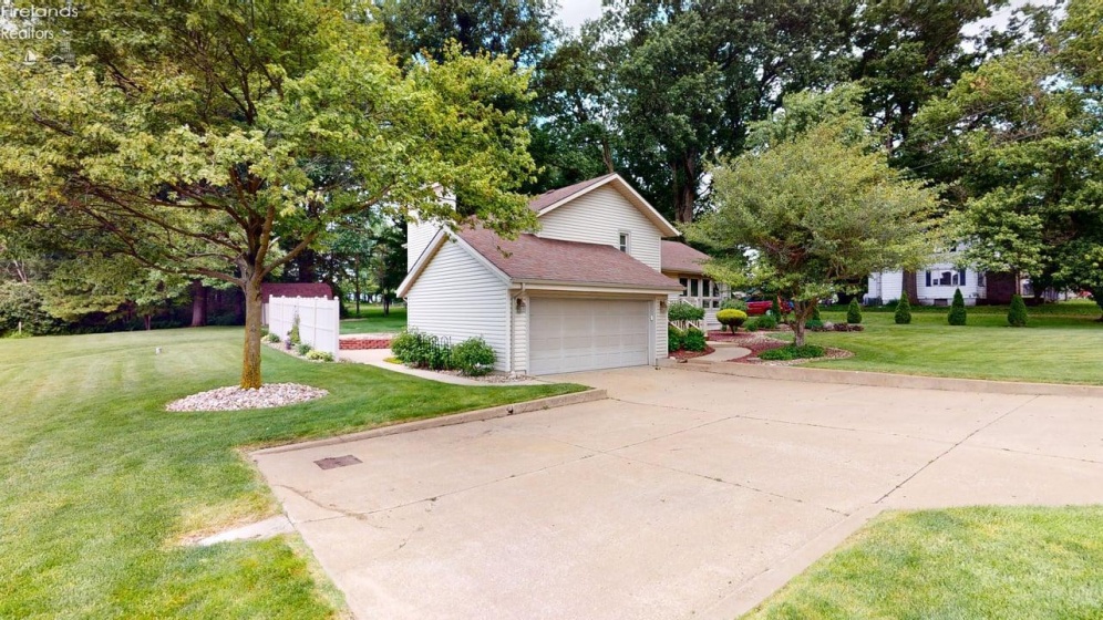 4285 State Route 103, Willard, 44890, 2 Bedrooms Bedrooms, ,3 BathroomsBathrooms,Residential,For Sale,State Route 103,20262205