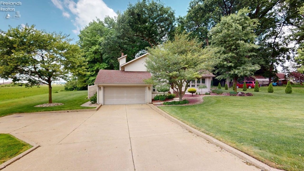 4285 State Route 103, Willard, 44890, 2 Bedrooms Bedrooms, ,3 BathroomsBathrooms,Residential,For Sale,State Route 103,20262205
