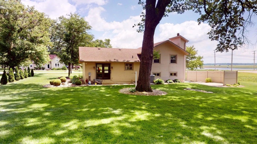 4285 State Route 103, Willard, 44890, 2 Bedrooms Bedrooms, ,3 BathroomsBathrooms,Residential,For Sale,State Route 103,20262205