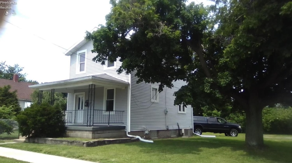 231 Lane Street, Sandusky, 44870, 3 Bedrooms Bedrooms, ,1 BathroomBathrooms,Residential,For Sale,Lane,20262217