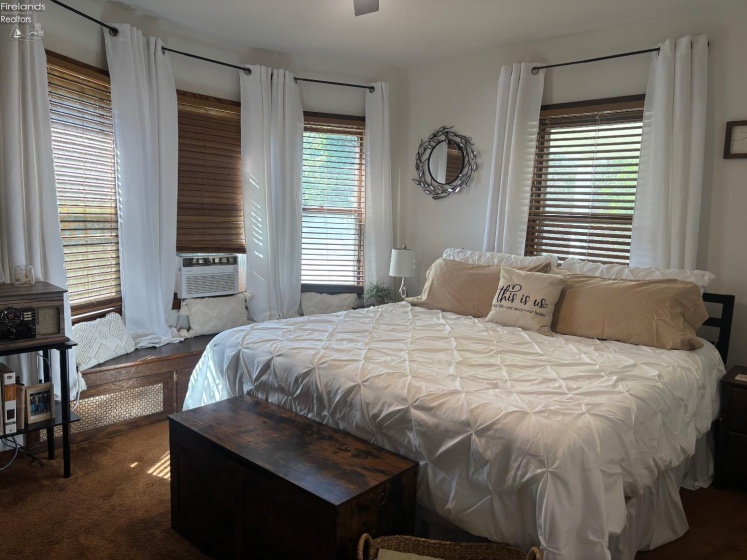 226 White Street, Clyde, 43410, 4 Bedrooms Bedrooms, ,1 BathroomBathrooms,Residential,For Sale,White,20262132