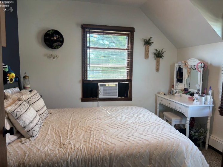 226 White Street, Clyde, 43410, 4 Bedrooms Bedrooms, ,1 BathroomBathrooms,Residential,For Sale,White,20262132