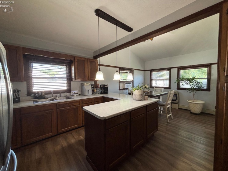 226 White Street, Clyde, 43410, 4 Bedrooms Bedrooms, ,1 BathroomBathrooms,Residential,For Sale,White,20262132