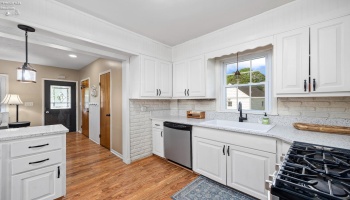 203 E. Main St., South Amherst, 44001, 3 Bedrooms Bedrooms, ,2 BathroomsBathrooms,Residential,For Sale,E. Main St.,20262177
