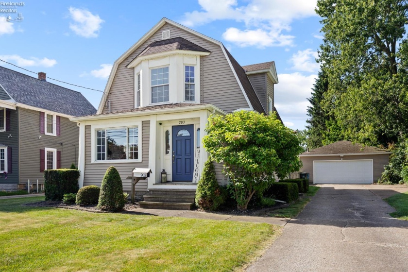203 E. Main St., South Amherst, 44001, 3 Bedrooms Bedrooms, ,2 BathroomsBathrooms,Residential,For Sale,E. Main St.,20262177