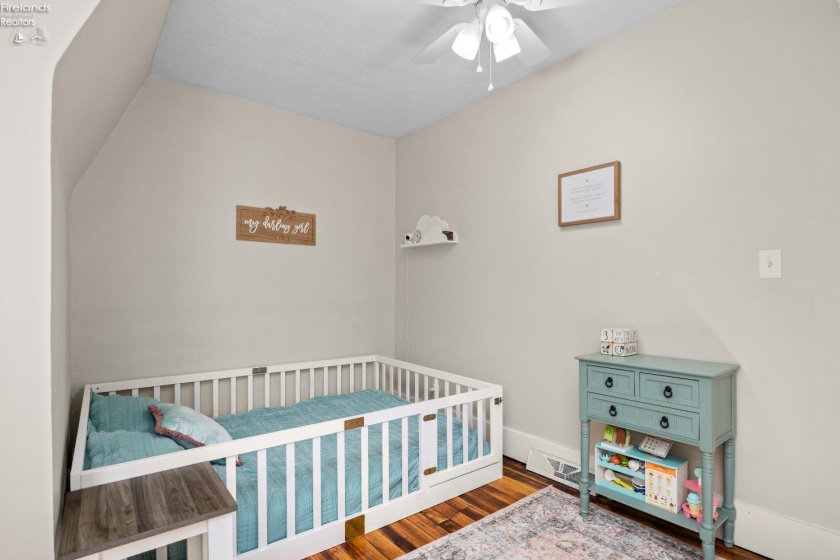 203 E. Main St., South Amherst, 44001, 3 Bedrooms Bedrooms, ,2 BathroomsBathrooms,Residential,For Sale,E. Main St.,20262177
