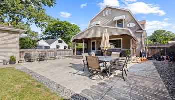 203 E. Main St., South Amherst, 44001, 3 Bedrooms Bedrooms, ,2 BathroomsBathrooms,Residential,For Sale,E. Main St.,20262177