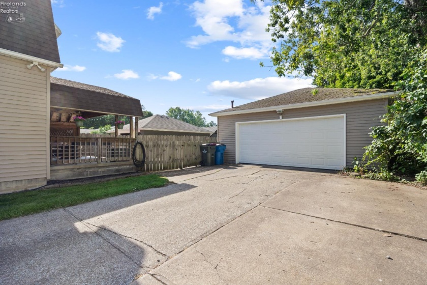 203 E. Main St., South Amherst, 44001, 3 Bedrooms Bedrooms, ,2 BathroomsBathrooms,Residential,For Sale,E. Main St.,20262177