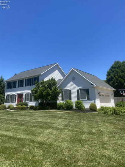 702 Heron Drive, Huron, 44839, 3 Bedrooms Bedrooms, ,3 BathroomsBathrooms,Residential,For Sale,Heron,20262215