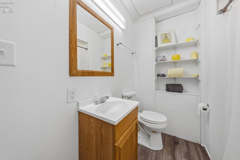 2086 Sugar Bush Road, Marblehead, 43440, 4 Bedrooms Bedrooms, ,3 BathroomsBathrooms,Residential,For Sale,Sugar Bush,20262219