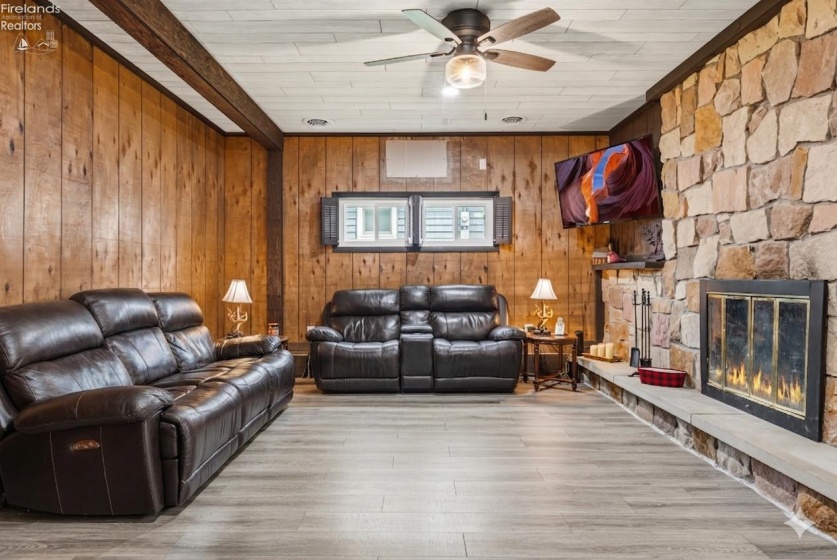 2086 Sugar Bush Road, Marblehead, 43440, 4 Bedrooms Bedrooms, ,3 BathroomsBathrooms,Residential,For Sale,Sugar Bush,20262219