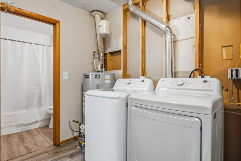 2086 Sugar Bush Road, Marblehead, 43440, 4 Bedrooms Bedrooms, ,3 BathroomsBathrooms,Residential,For Sale,Sugar Bush,20262219