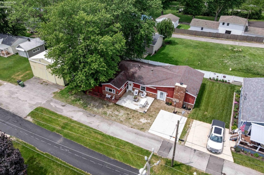 2086 Sugar Bush Road, Marblehead, 43440, 4 Bedrooms Bedrooms, ,3 BathroomsBathrooms,Residential,For Sale,Sugar Bush,20262219