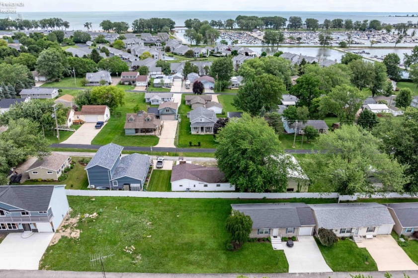2086 Sugar Bush Road, Marblehead, 43440, 4 Bedrooms Bedrooms, ,3 BathroomsBathrooms,Residential,For Sale,Sugar Bush,20262219