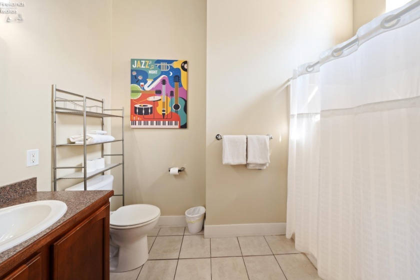 934 Washington Street, Sandusky, 44870, 3 Bedrooms Bedrooms, ,2 BathroomsBathrooms,Residential,For Sale,Washington,20262224