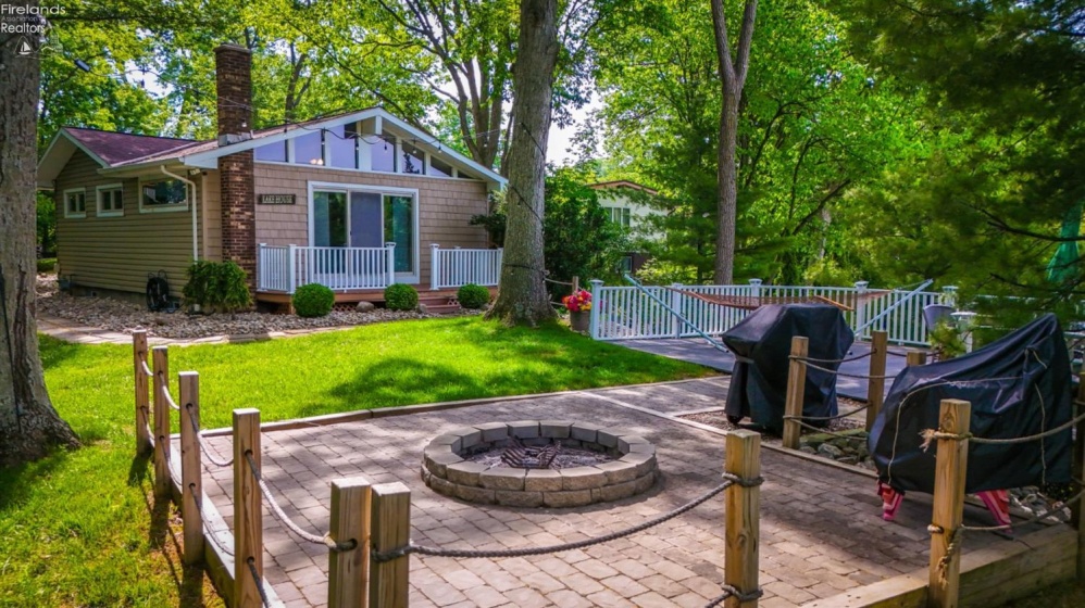 691 Timothy Drive, Willard, 44890, 2 Bedrooms Bedrooms, ,2 BathroomsBathrooms,Residential,For Sale,Timothy,20262147