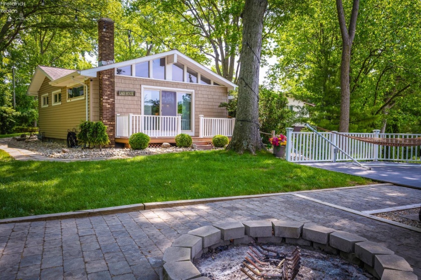 691 Timothy Drive, Willard, 44890, 2 Bedrooms Bedrooms, ,2 BathroomsBathrooms,Residential,For Sale,Timothy,20262147
