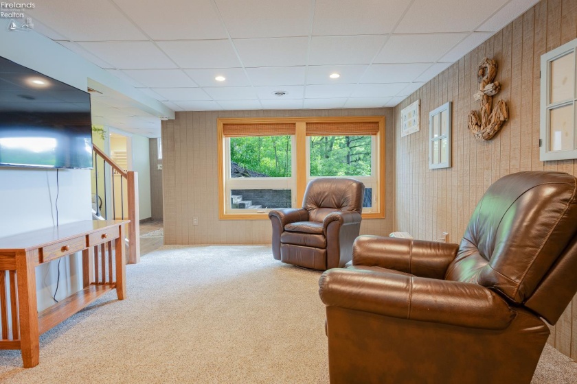691 Timothy Drive, Willard, 44890, 2 Bedrooms Bedrooms, ,2 BathroomsBathrooms,Residential,For Sale,Timothy,20262147