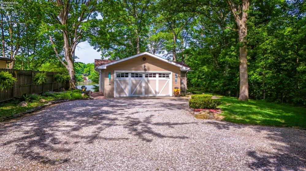 691 Timothy Drive, Willard, 44890, 2 Bedrooms Bedrooms, ,2 BathroomsBathrooms,Residential,For Sale,Timothy,20262147