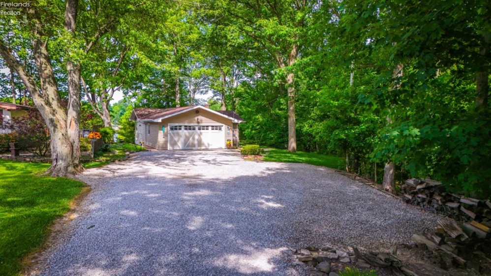 691 Timothy Drive, Willard, 44890, 2 Bedrooms Bedrooms, ,2 BathroomsBathrooms,Residential,For Sale,Timothy,20262147