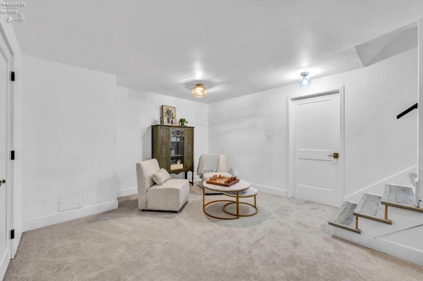 3931 Hilltop Drive, Huron, 44839, 4 Bedrooms Bedrooms, ,4 BathroomsBathrooms,Residential,For Sale,Hilltop,20262103