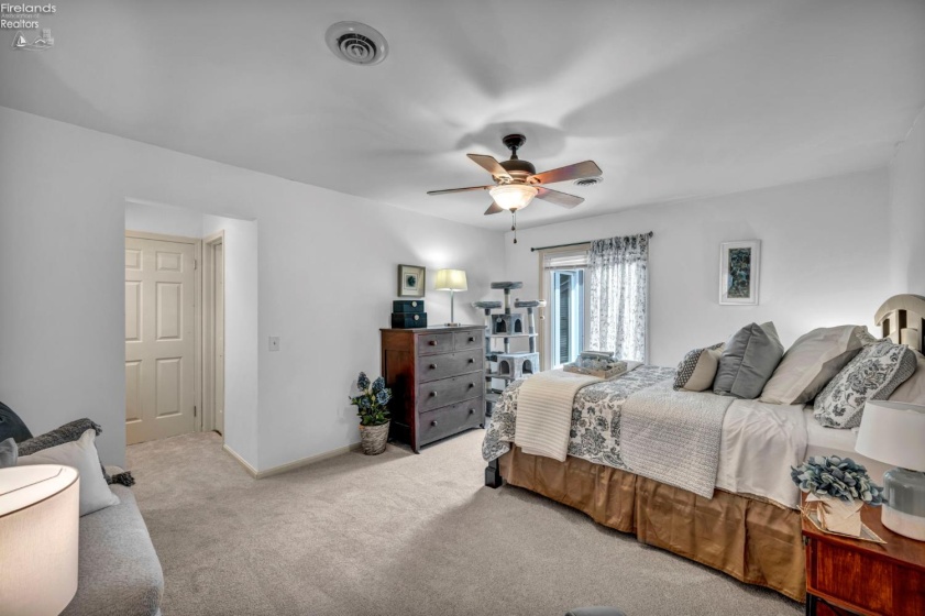 3931 Hilltop Drive, Huron, 44839, 4 Bedrooms Bedrooms, ,4 BathroomsBathrooms,Residential,For Sale,Hilltop,20262103