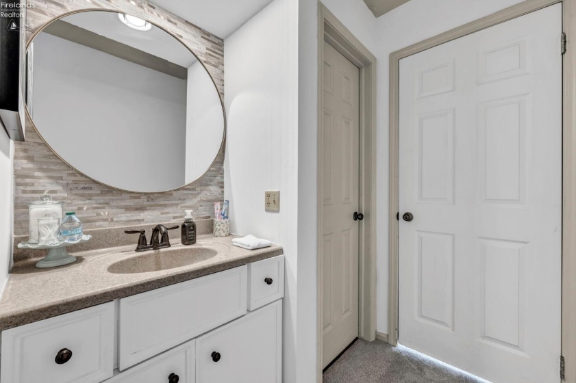3931 Hilltop Drive, Huron, 44839, 4 Bedrooms Bedrooms, ,4 BathroomsBathrooms,Residential,For Sale,Hilltop,20262103