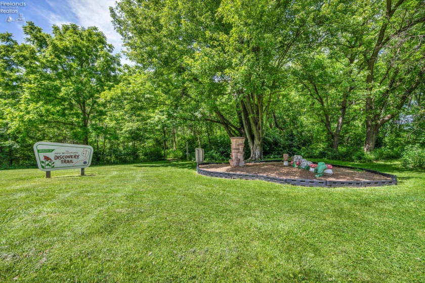 3931 Hilltop Drive, Huron, 44839, 4 Bedrooms Bedrooms, ,4 BathroomsBathrooms,Residential,For Sale,Hilltop,20262103